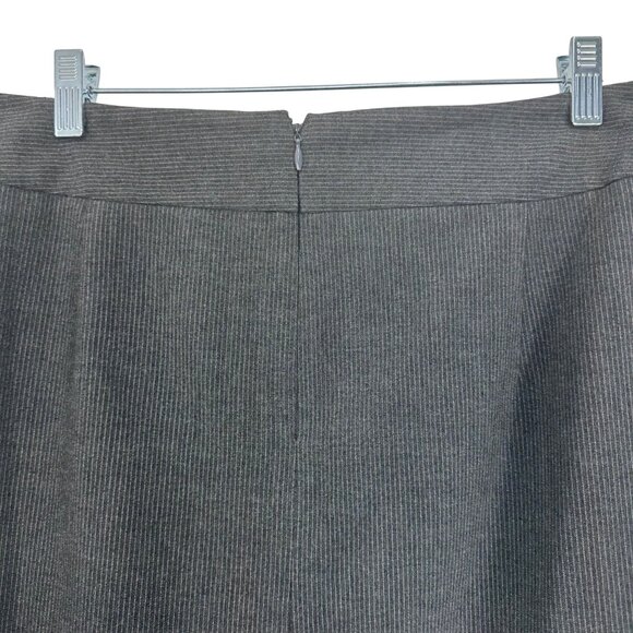 Rafaella Women Gray Pinstriped Pencil Skirt Size 16 Zipper Closure Ruflles back - Picture 6 of 8